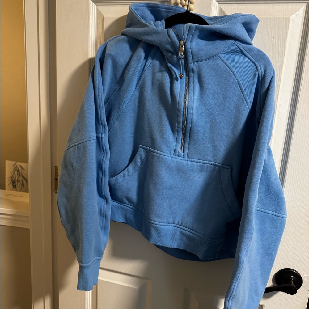 L/XL lululemon quarter zip cropped scuba hoodie, Light Blue